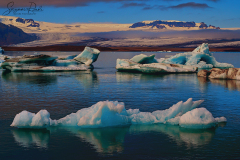 Eisberge-auf-dem-Joekulsarlon_4.web-1